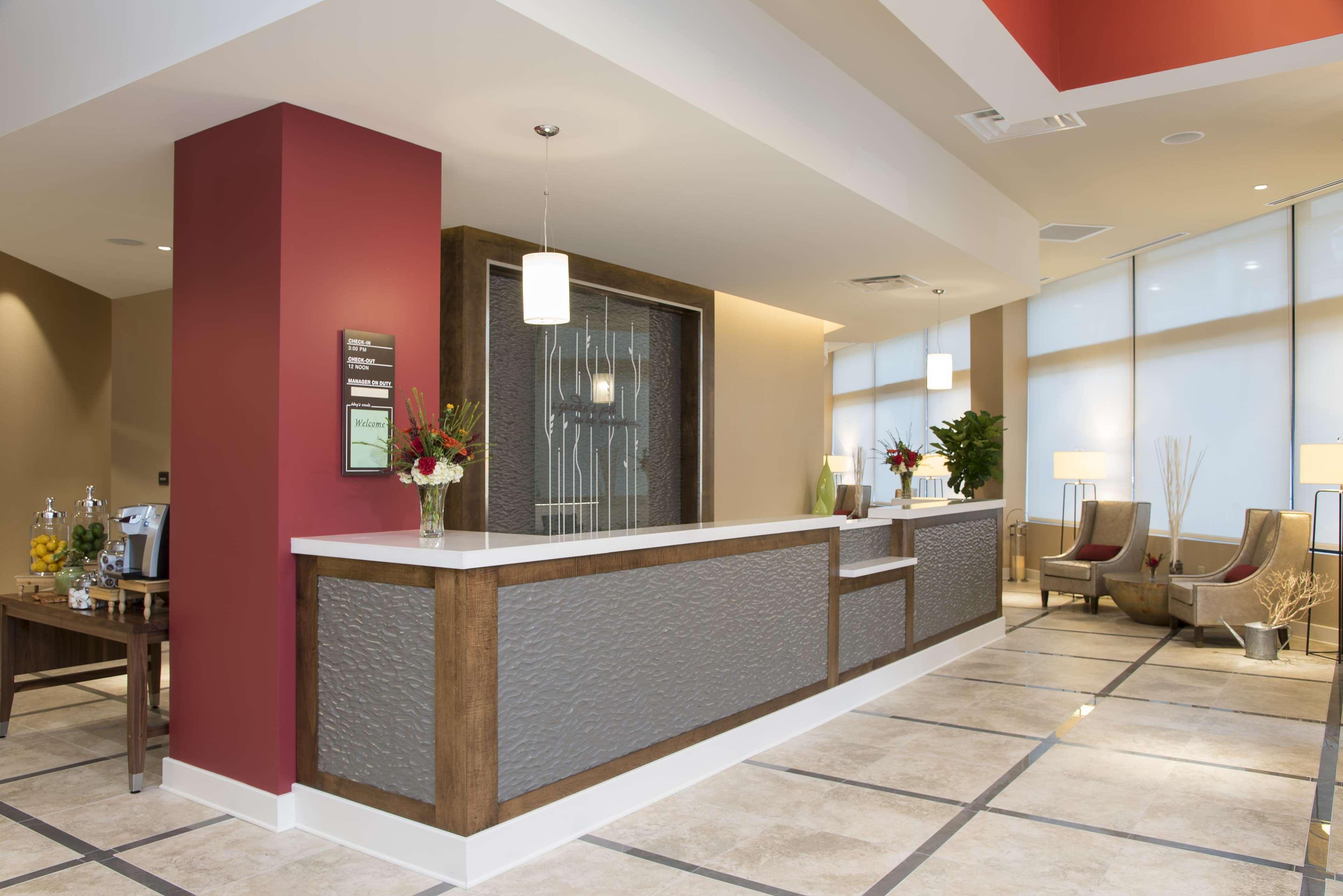 Hilton Garden Downtown 3*