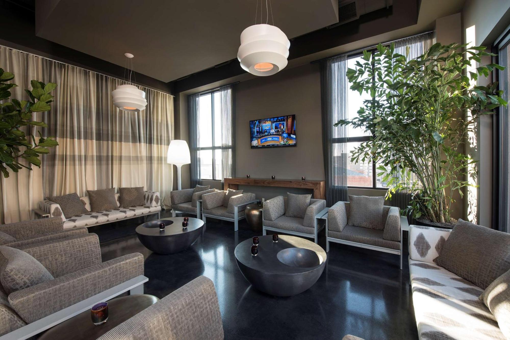 Hilton Garden Downtown Hotel 3*
